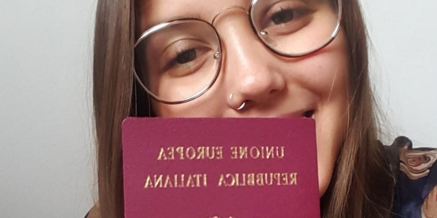 Giulia e Passaporte